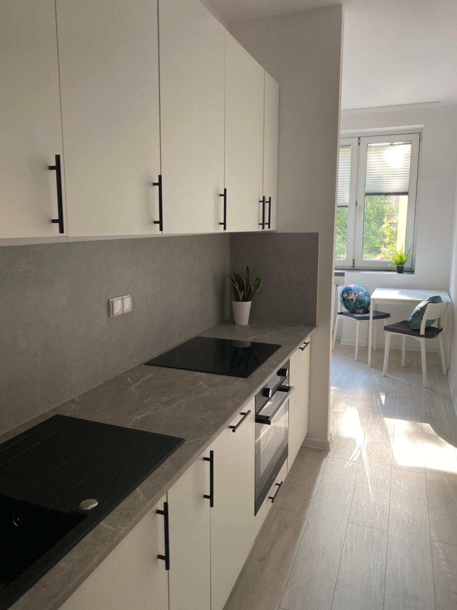 Apartmán Kawalerki Basi Przy Dabrowskiego 22